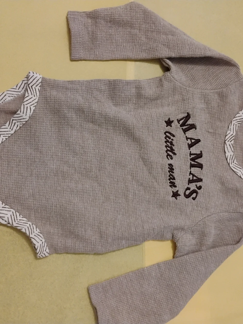 Tahari Tan Waffle Knit Long-Sleeve One-Piece Bodysuit with Chevron Knot Hat 6-9m